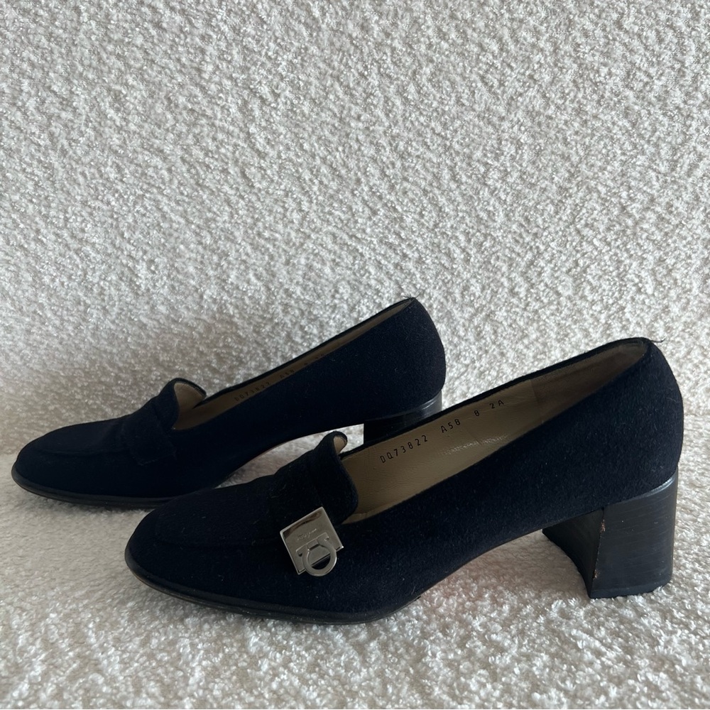 Salvatore Ferragamo Women’s Heeled Black‎ Suede Loafers Gancini Buckle Size 8